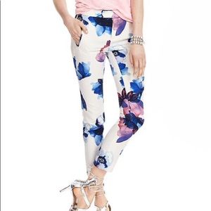 ISO: Banana Republic floral print pant in size 00P